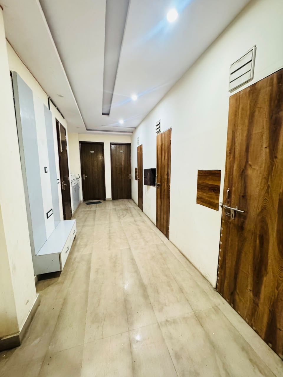 Flexibay coed Hostel Mukherjee Nagar photo 3