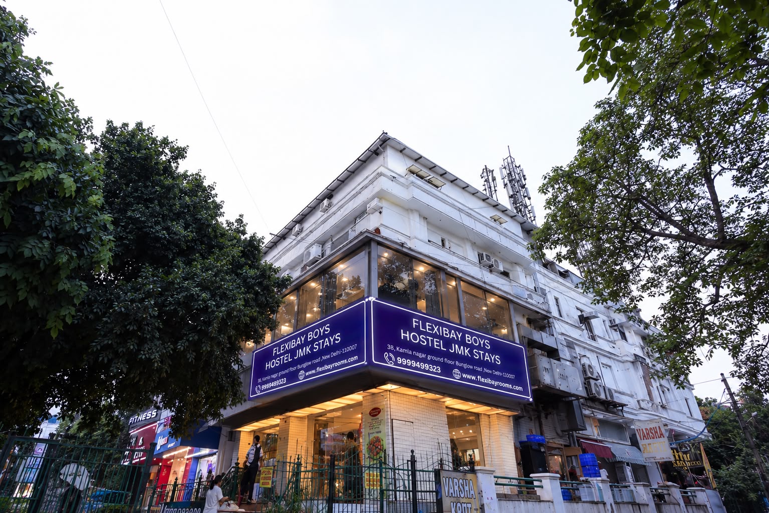 Flexibay Boys Hostel JMK Stays