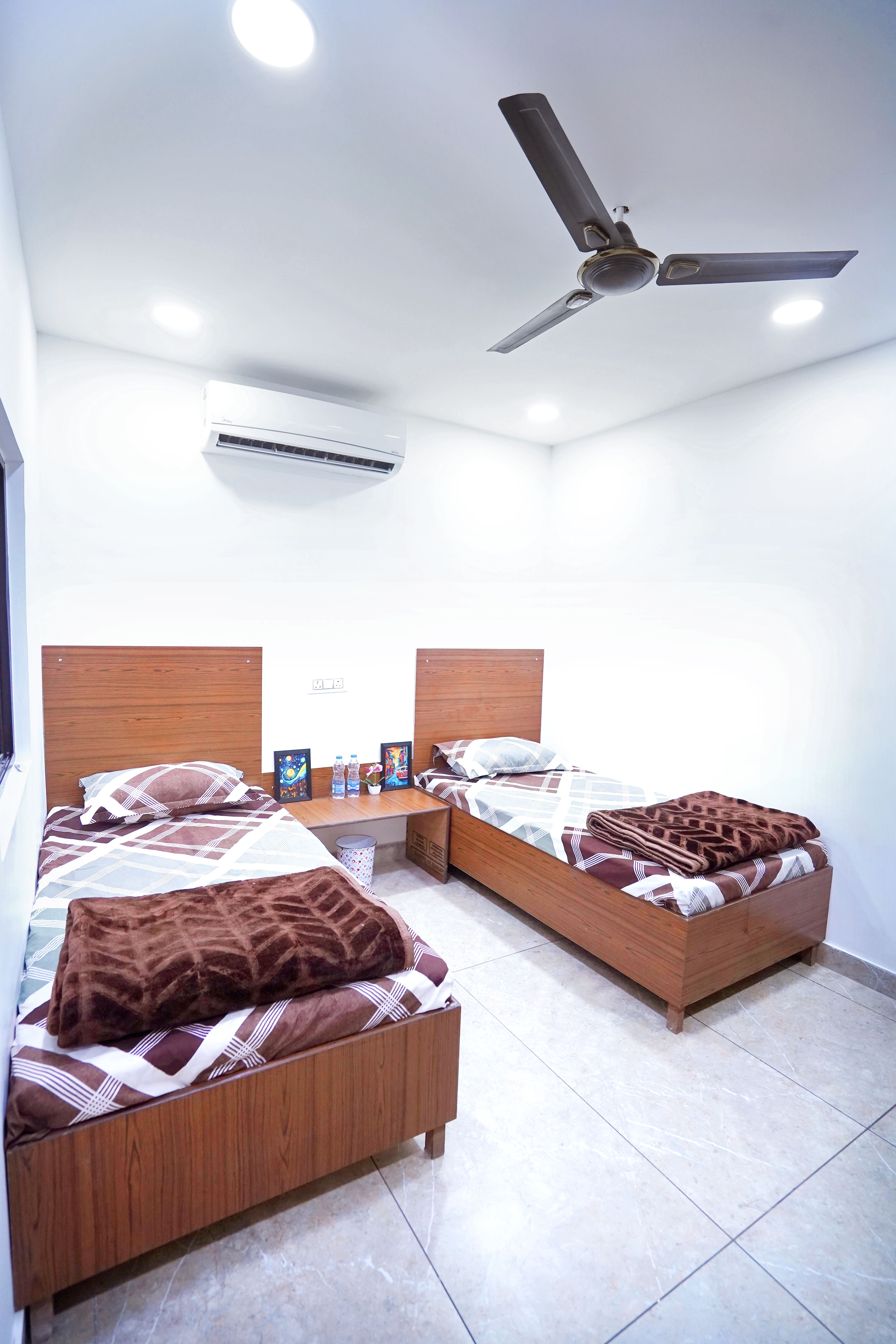 One Bed in Double Room