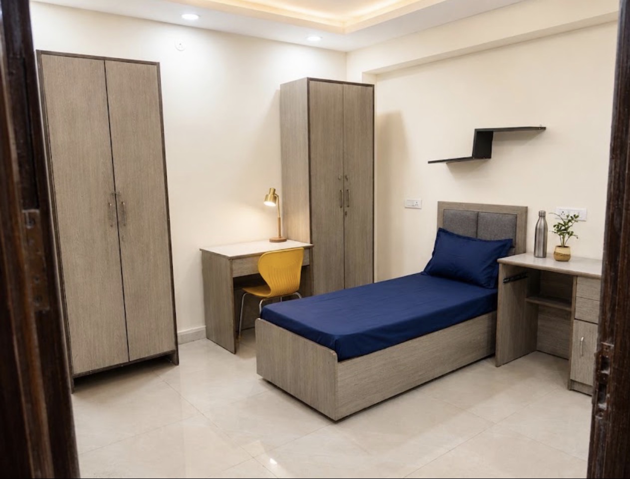 Single Boys Room