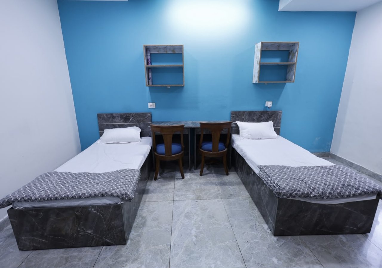 Deluxe Double Room With Private Bathroom